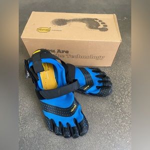 Vibram FiveFingers Men’s V-Aqua